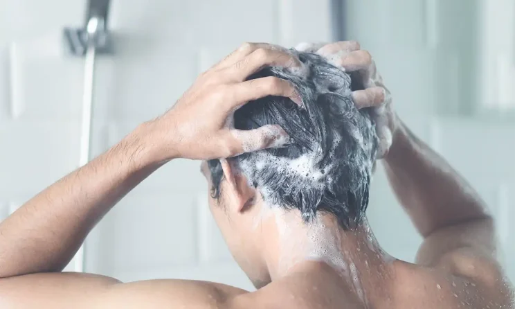Șampon pentru toate tipurile de păr, curățare și îngrijire completă