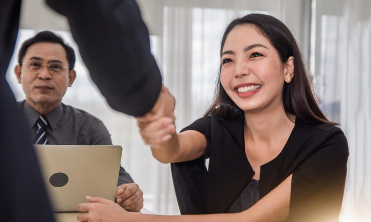 Recrutarea muncitorilor asiatici