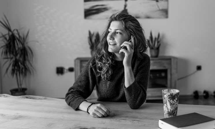 Glume de 1 Aprilie cu apeluri telefonice