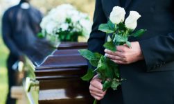 servicii funerare disponibile permanent